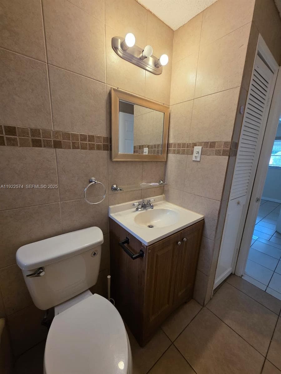 5626 Freedom St photo 5