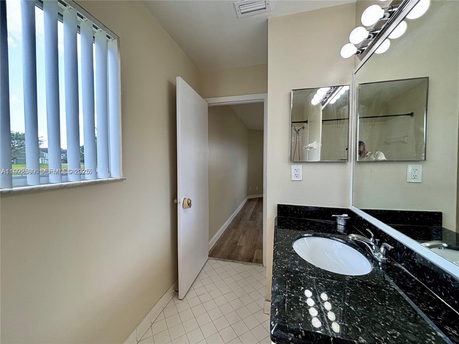 SUMMER LAKE · #101 in Oakland Park - Photo 13
