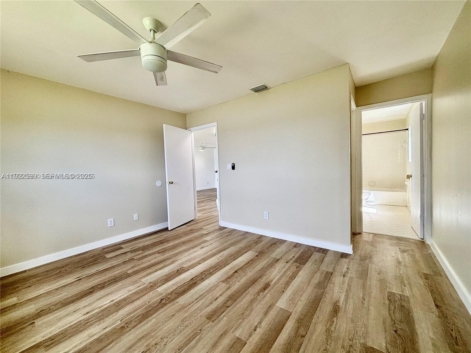 SUMMER LAKE · #101 in Oakland Park - Photo 17