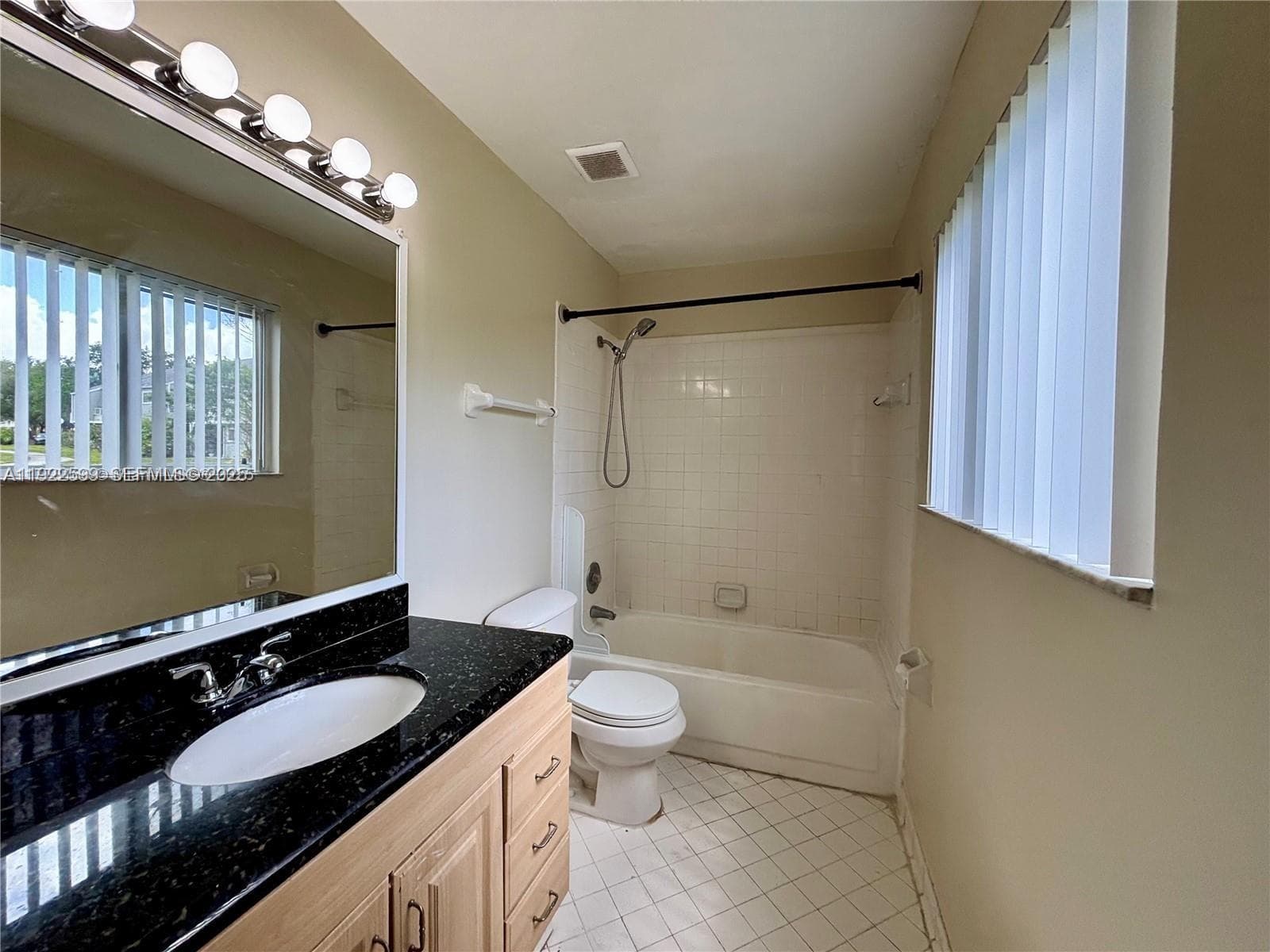 SUMMER LAKE · #101 in Oakland Park - Photo 14