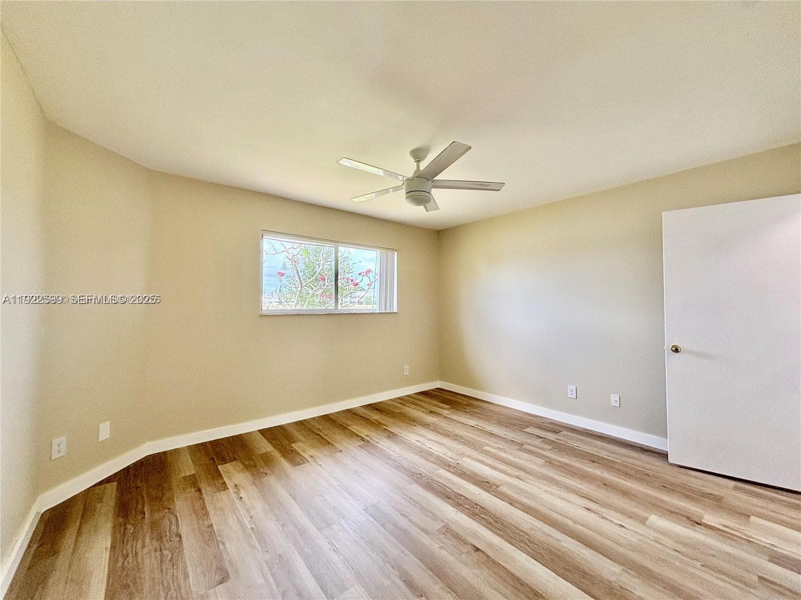 SUMMER LAKE · #101 in Oakland Park - Photo 18