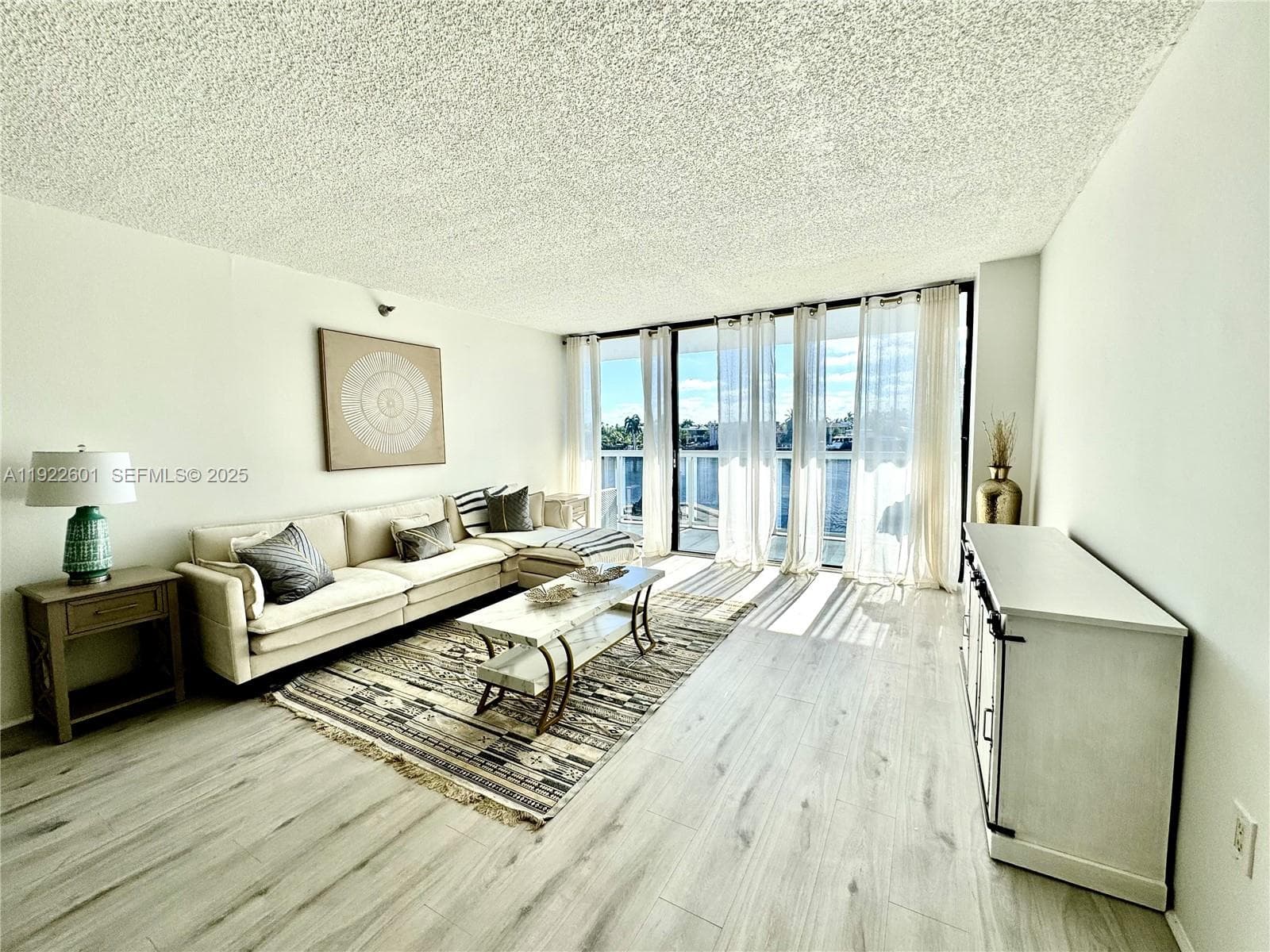WATERVIEW · #245 in Aventura - Photo 17