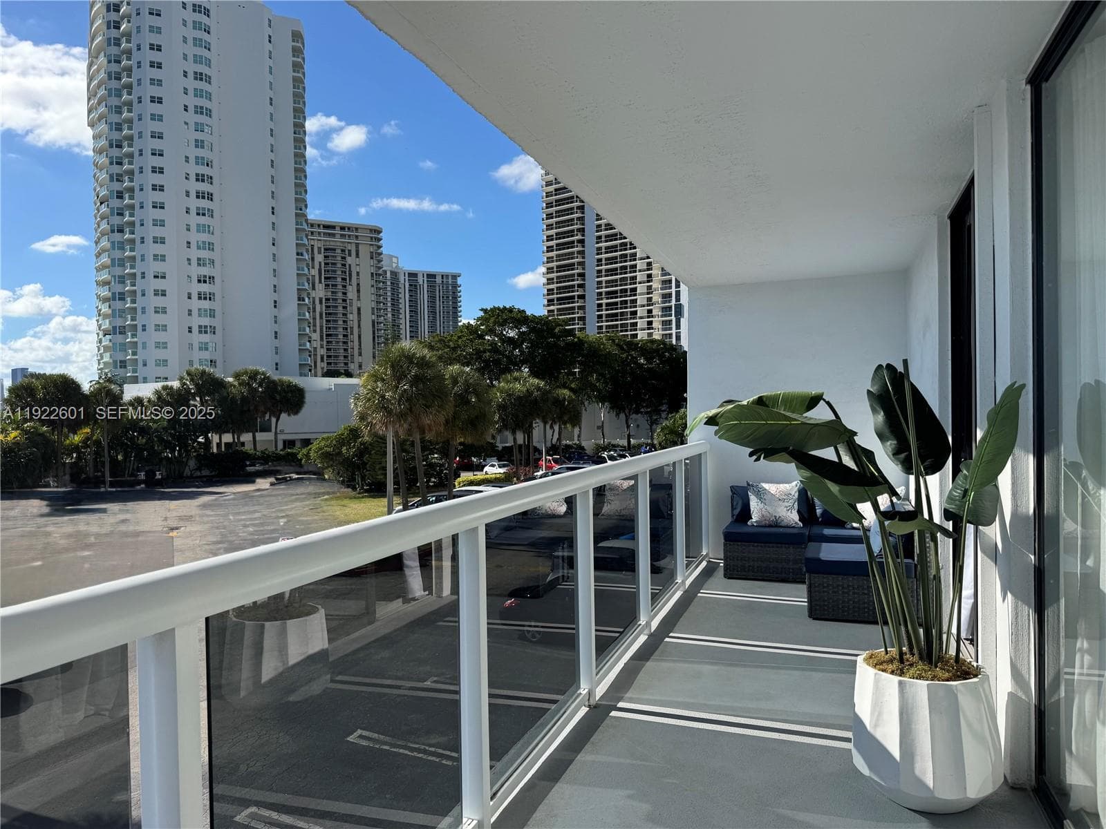 WATERVIEW · #245 in Aventura - Photo 12