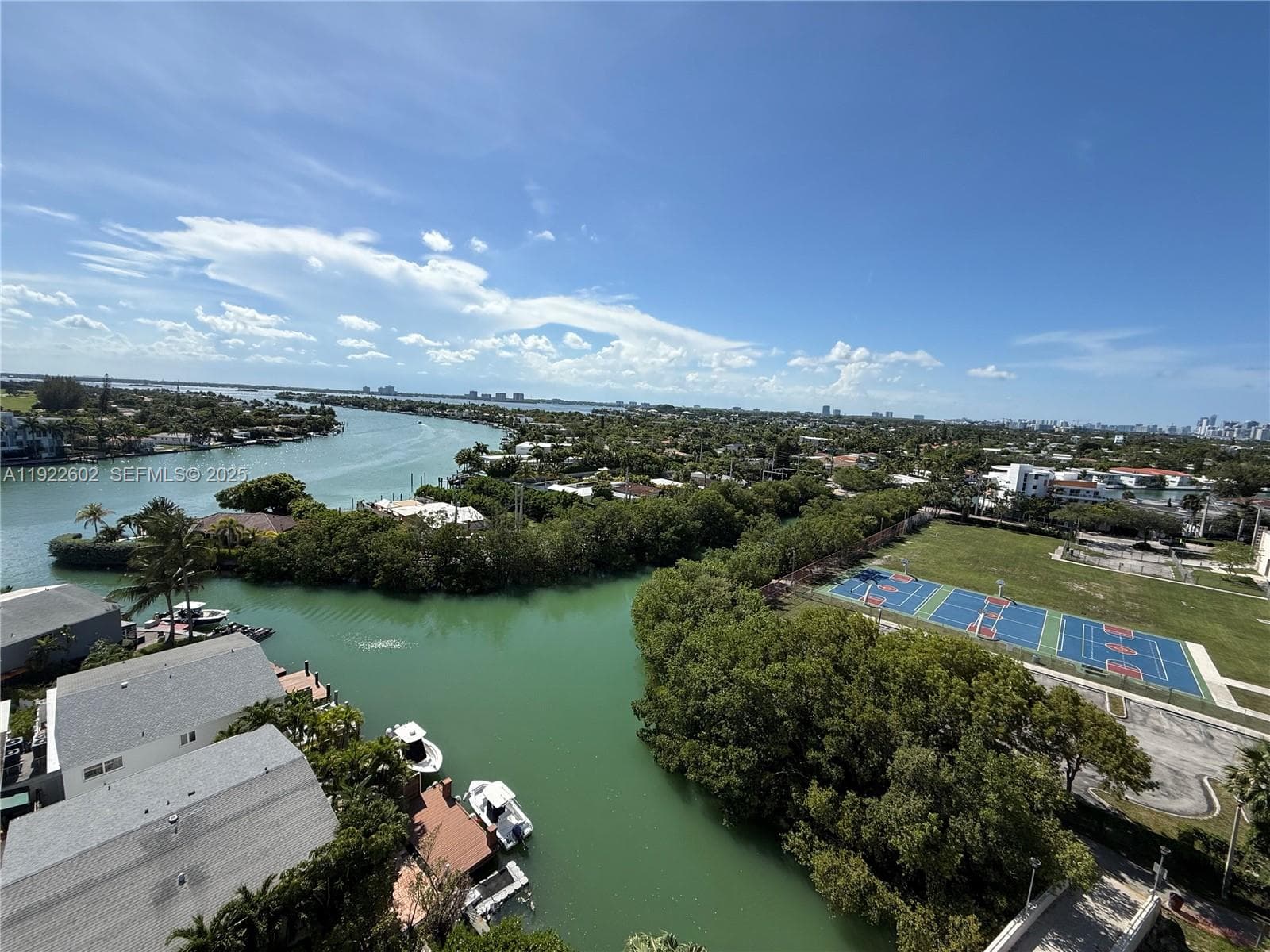 PARKVIEW POINT CONDO · #10E in Miami Beach - Photo 2