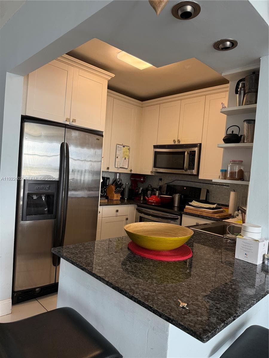 PARKVIEW POINT CONDO · #10E in Miami Beach - Photo 7