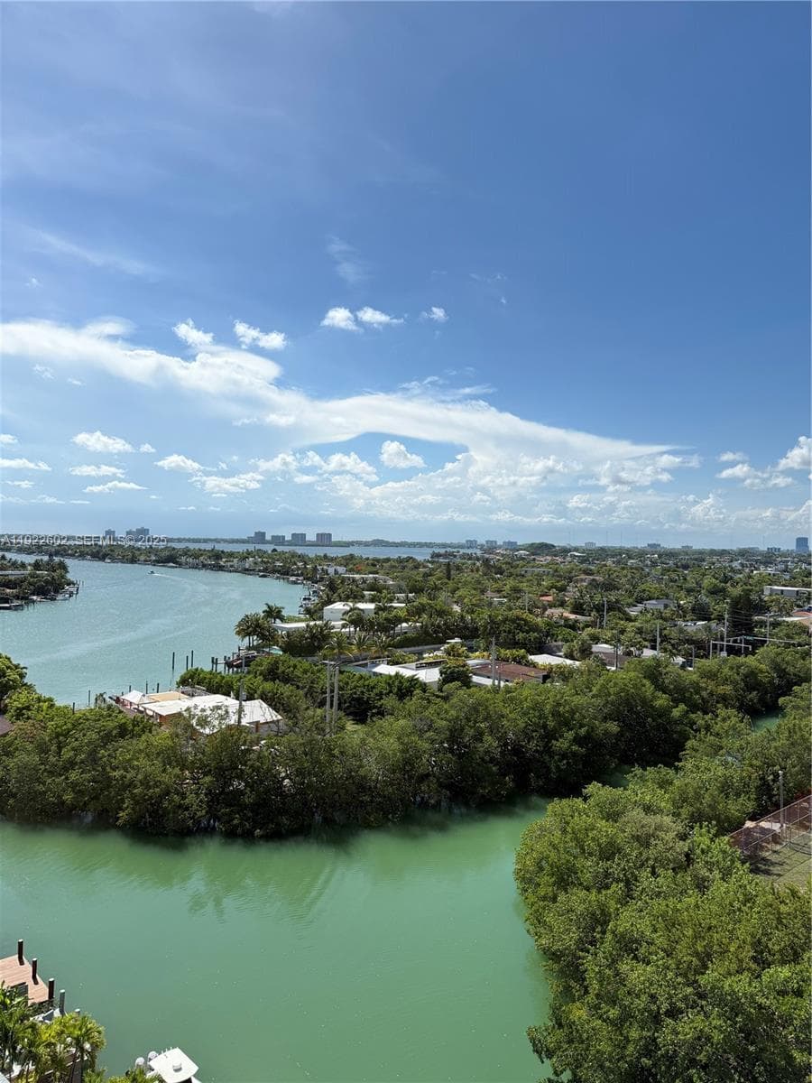 PARKVIEW POINT CONDO · #10E in Miami Beach - Photo 1