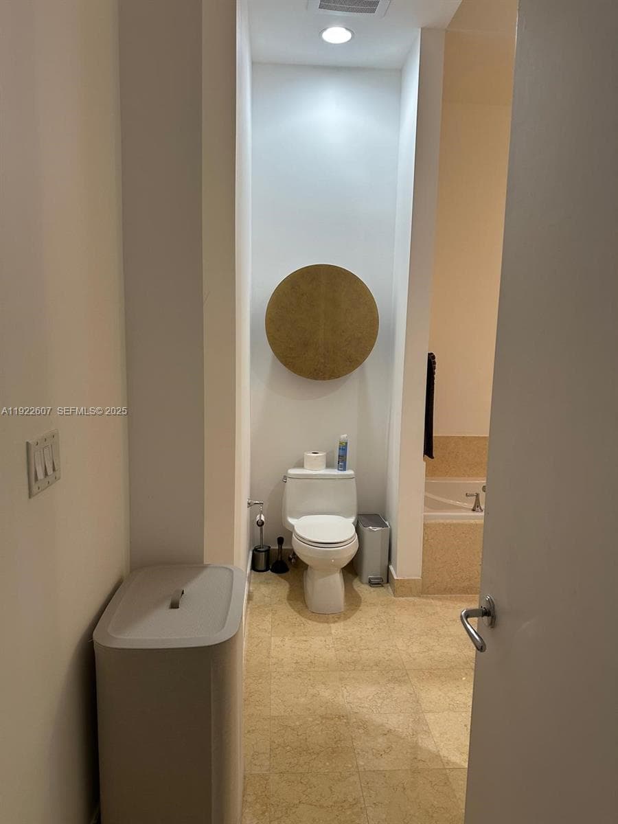 TURNBERRY VILLAGE SO TOWE · #114 in Aventura - Photo 13