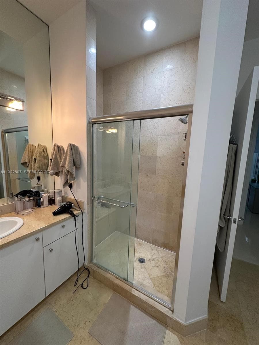 TURNBERRY VILLAGE SO TOWE · #114 in Aventura - Photo 12
