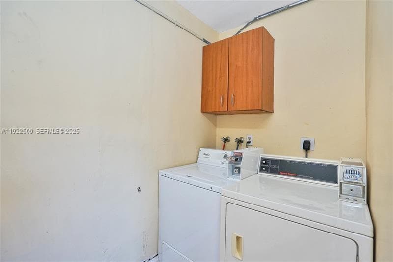 OASIS FALLS CONDO · #5 in Fort Lauderdale - Photo 5