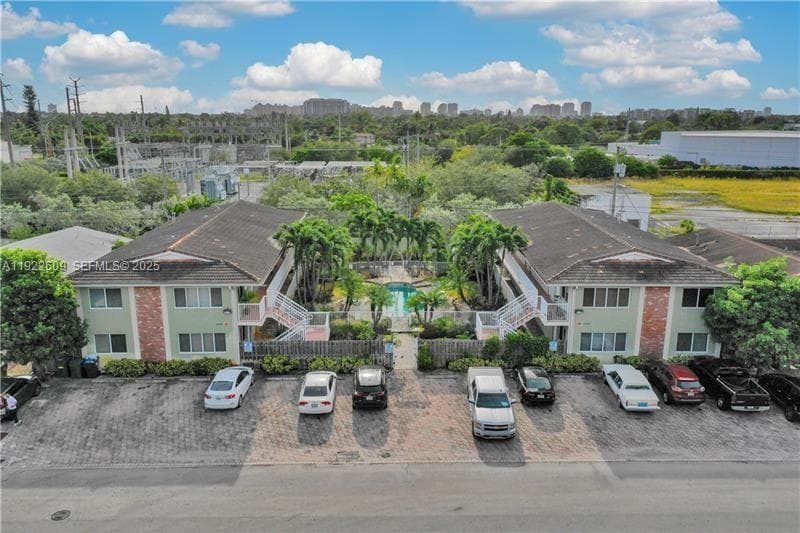 OASIS FALLS CONDO · #5 in Fort Lauderdale - Photo 4
