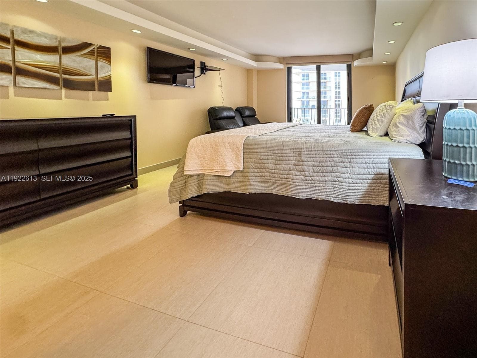 Ocean Waves Condominium · #809 in Surfside - Photo 20