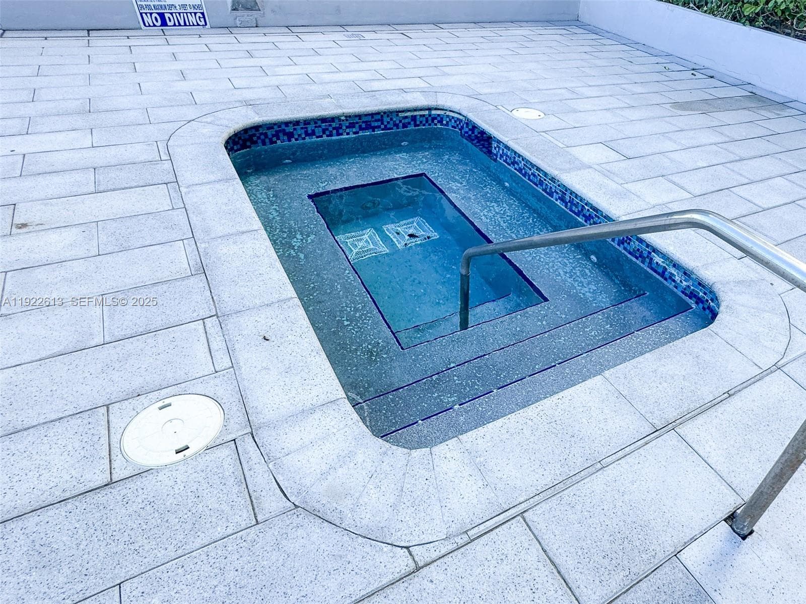 Jacuzzi