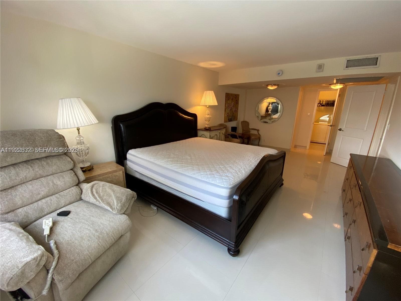 PARKER PLAZA · #412 in Hallandale Beach - Photo 12
