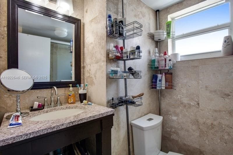 OCEAN LAKEVIEW CONDO · #201 in Miami Beach - Photo 7