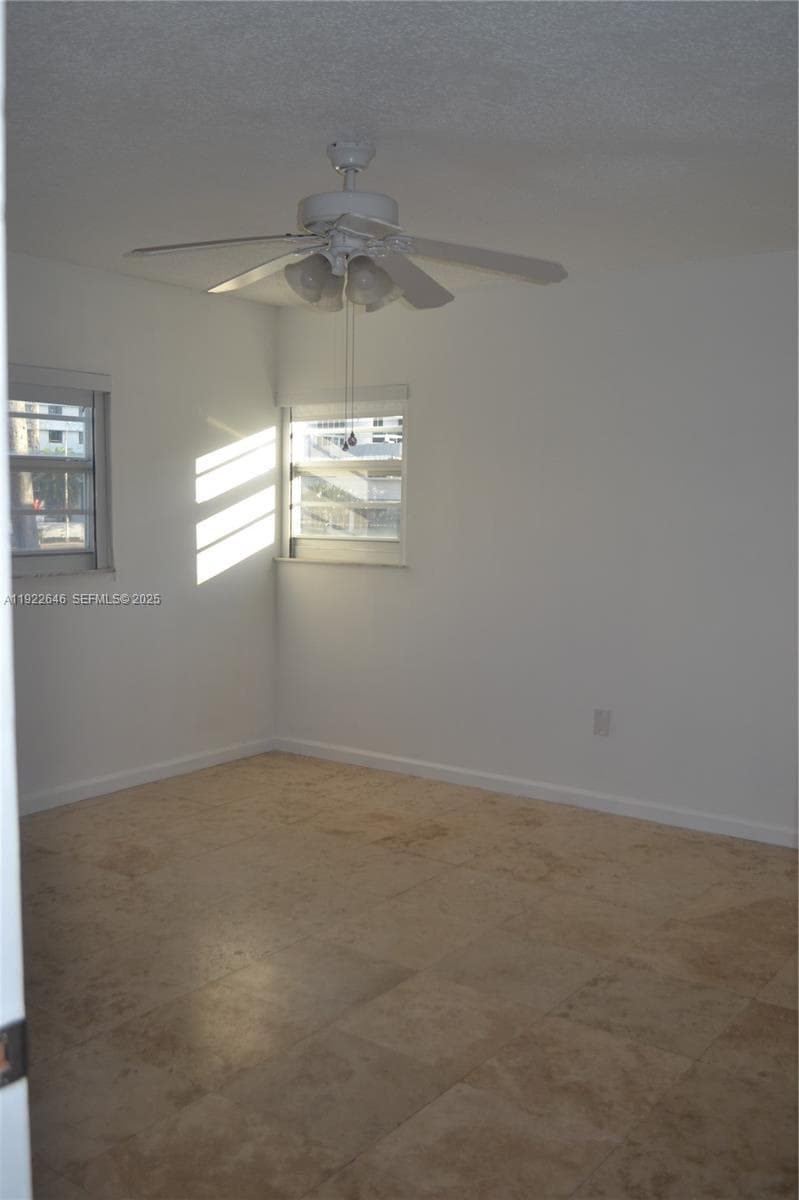 OCEAN LAKEVIEW CONDO · #201 in Miami Beach - Photo 15