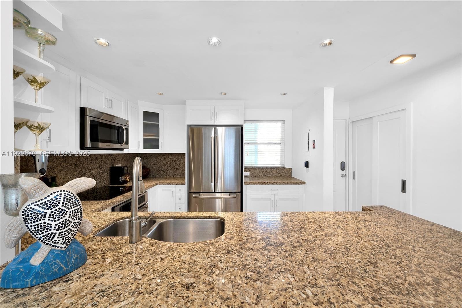 EDEN ISLES CONDO NO 5 · #101 in North Miami Beach - Photo 2