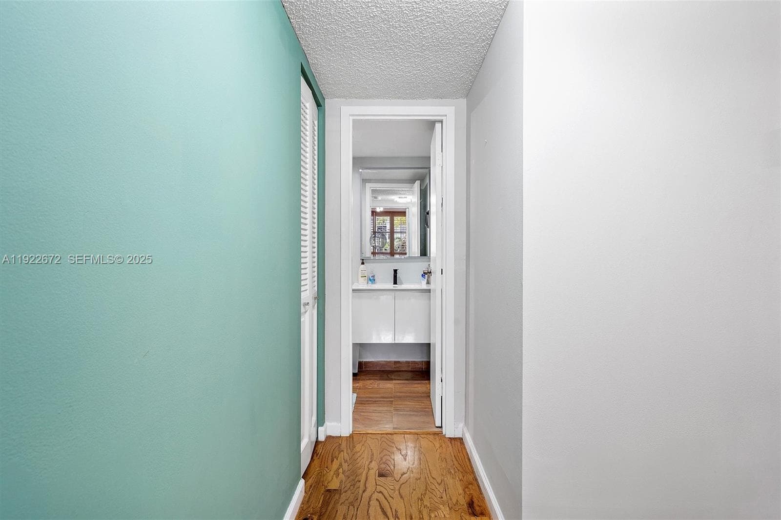 TOWERS OF OCEANVIEW SOUTH · #217 in Hallandale Beach - Photo 15