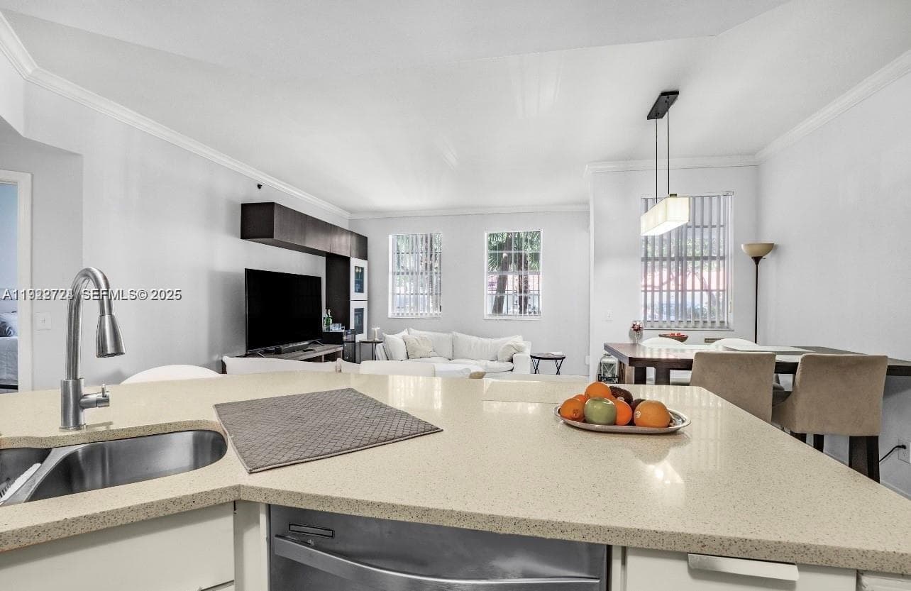 Village By the Bay · #4104 in Aventura - Photo 3