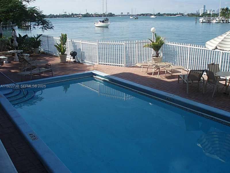 SUNSHINE BAY CONDO · #308 in Miami Beach - Photo 3