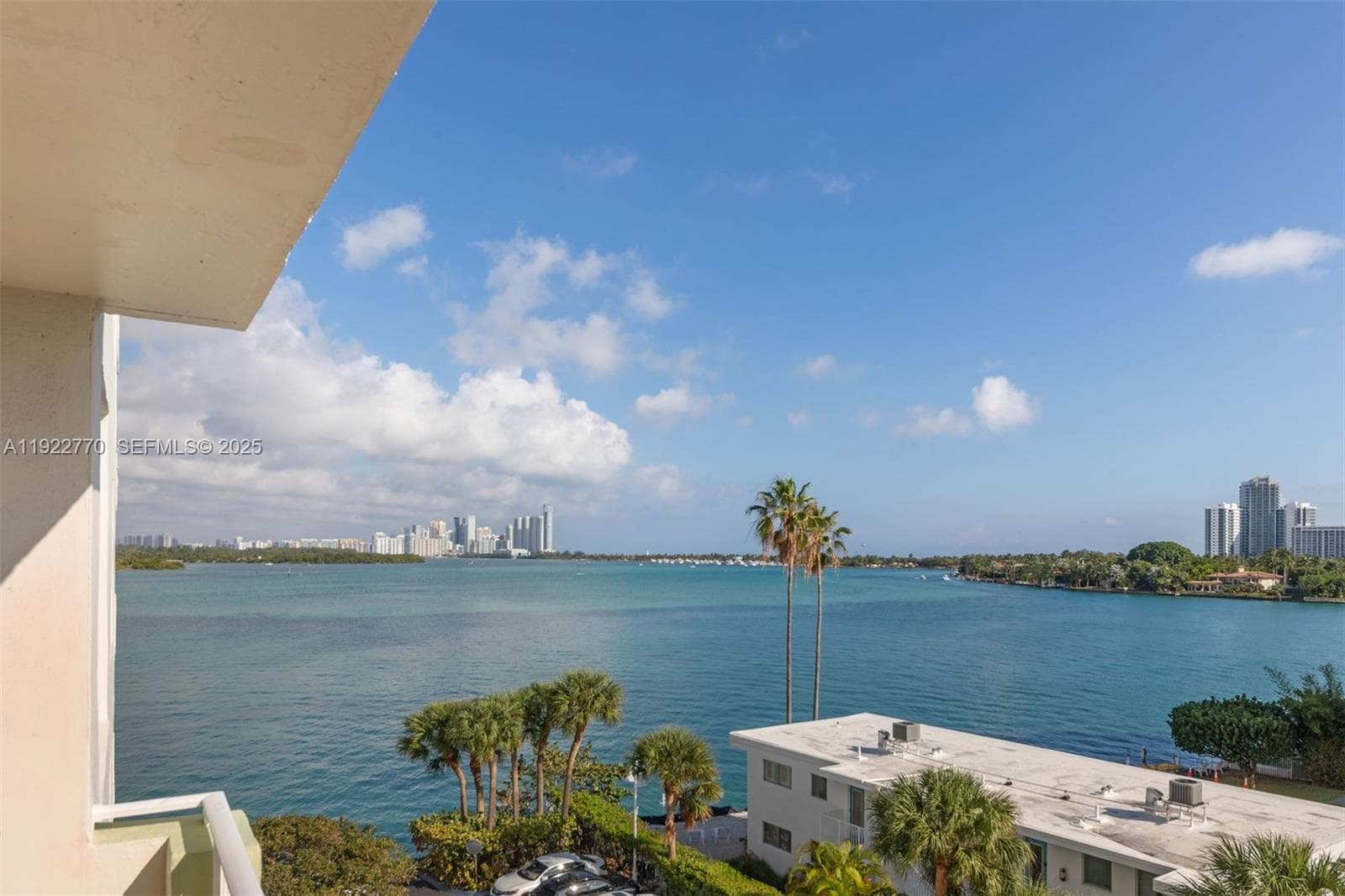 island Pointe · #5E in Bay Harbor Islands - Photo 4