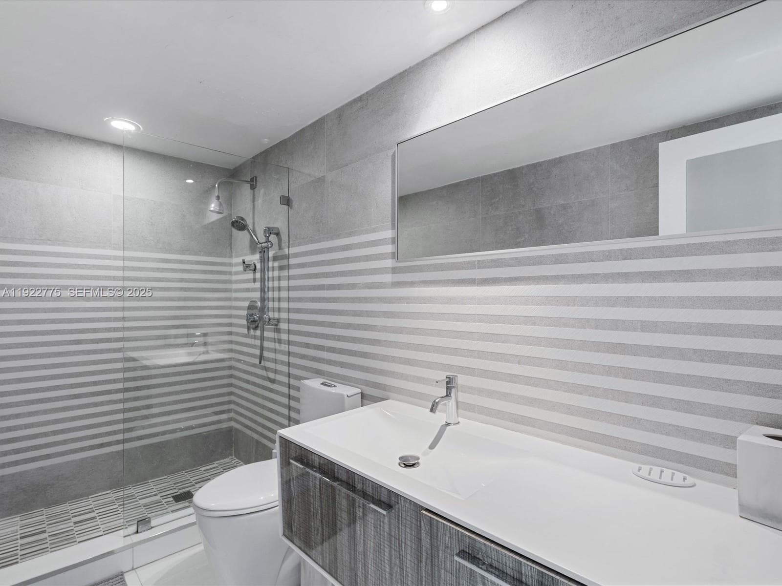 Ocean Reserve · #627 in Sunny Isles Beach - Photo 12