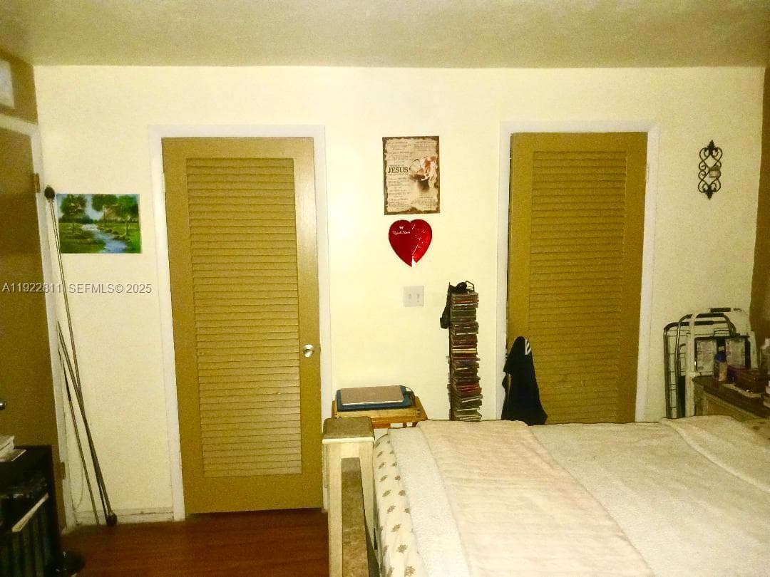 SUTTON HOUSE CONDO · #31 in North Miami - Photo 5