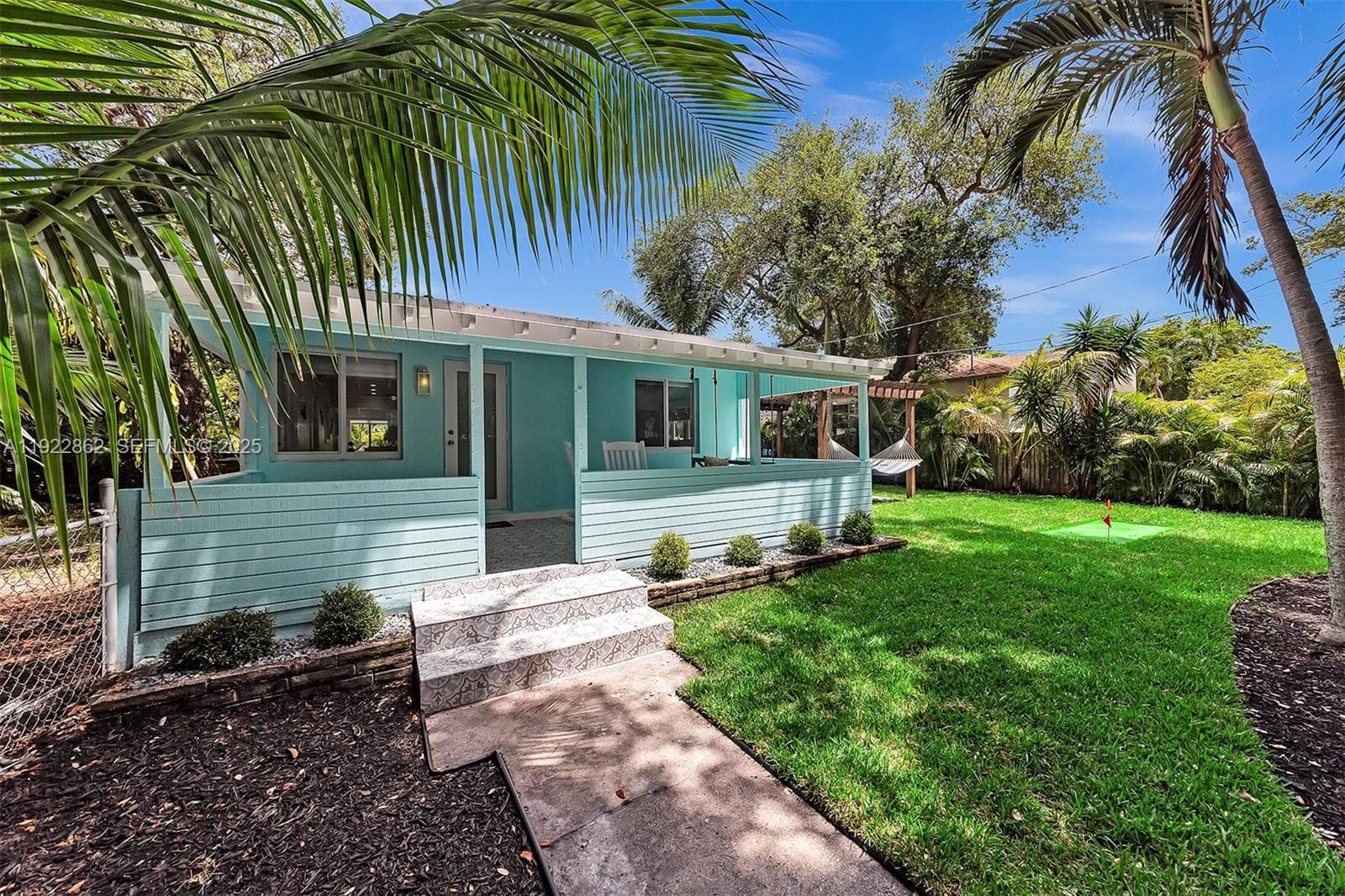 1960 Riverside Dr photo 63