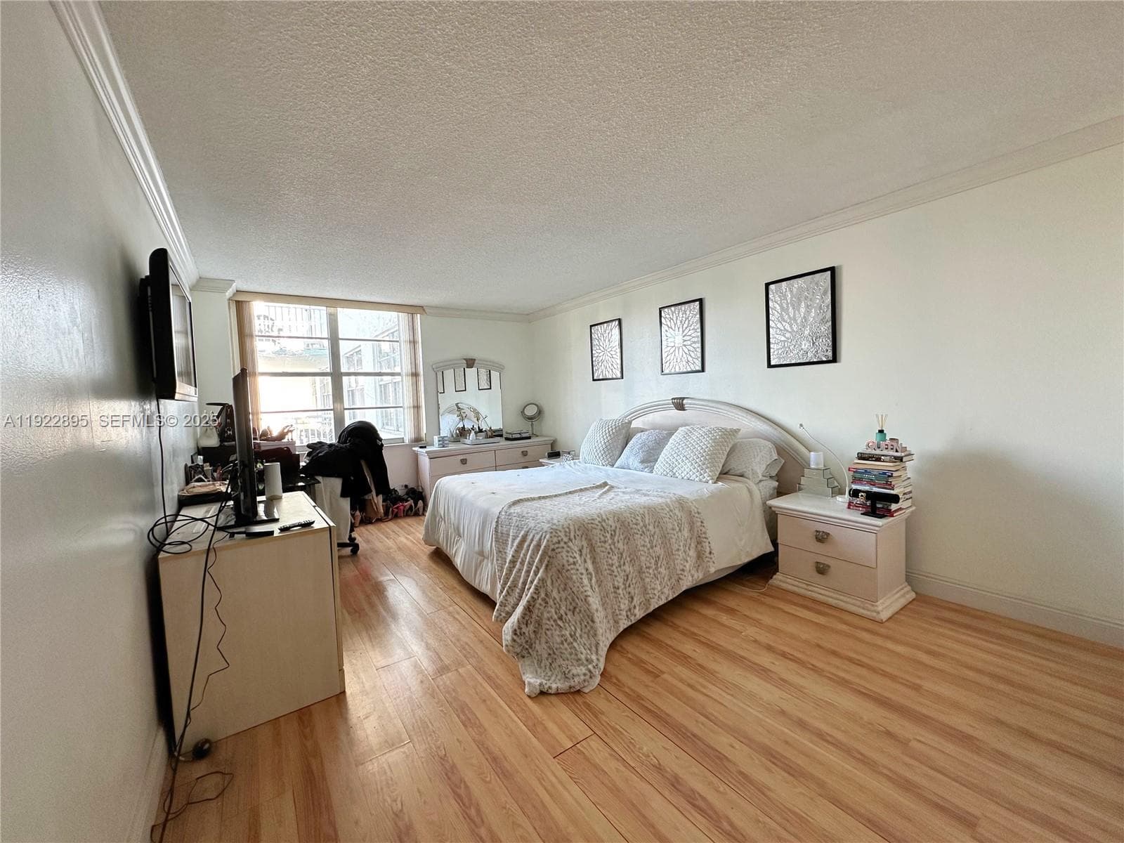 WINSTON TOWERS 500 · #2201 in Sunny Isles Beach - Photo 11