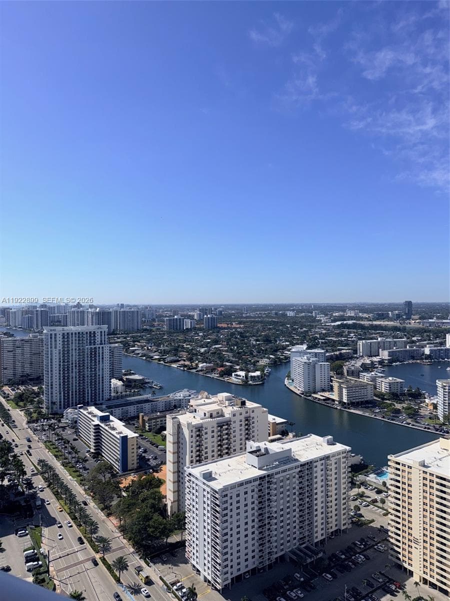 Beach Club Three · #LP4206 in Hallandale Beach - Photo 8