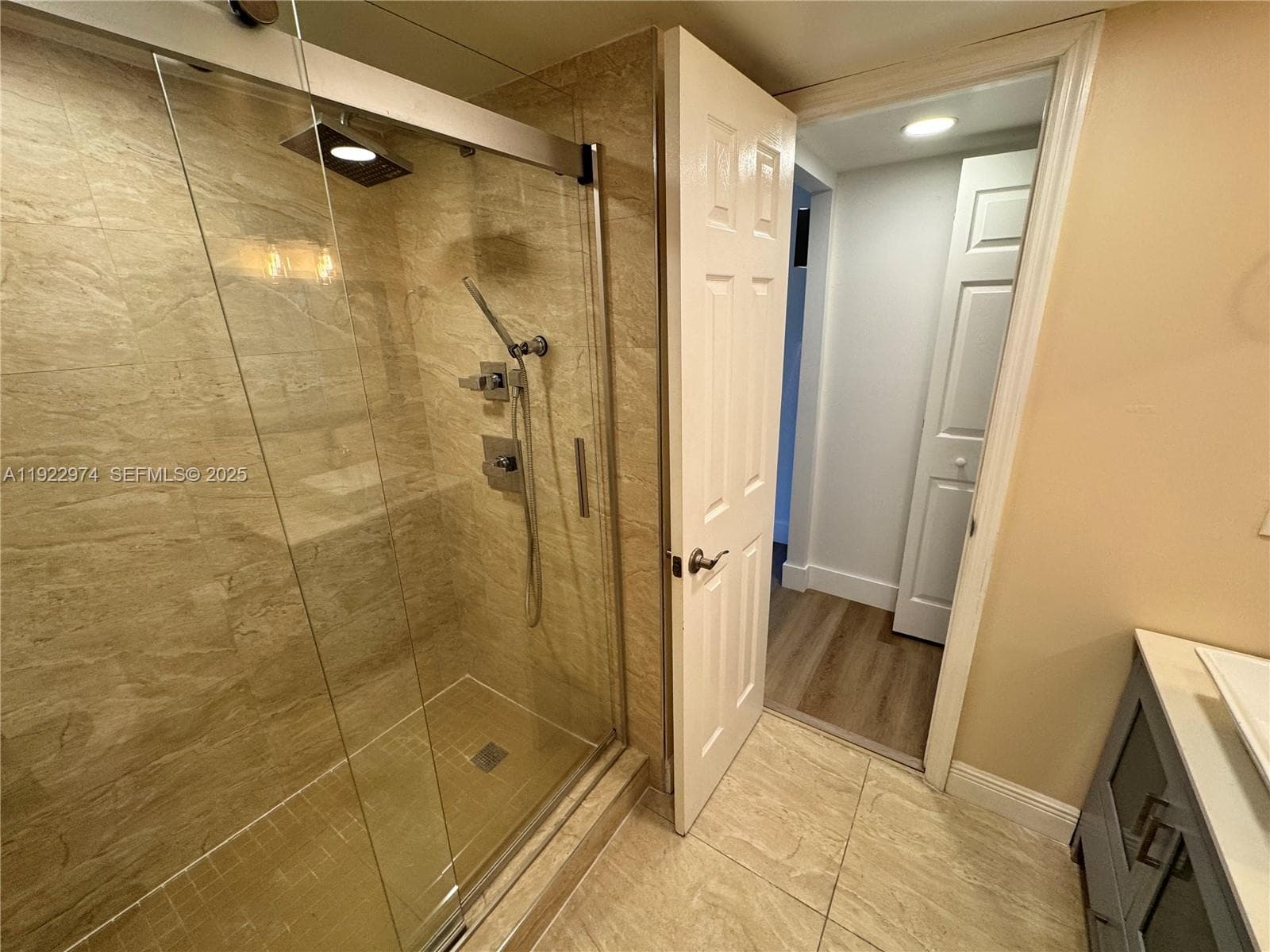 THE ISLANDER CLUB CONDO · #602 in North Bay Village - Photo 17