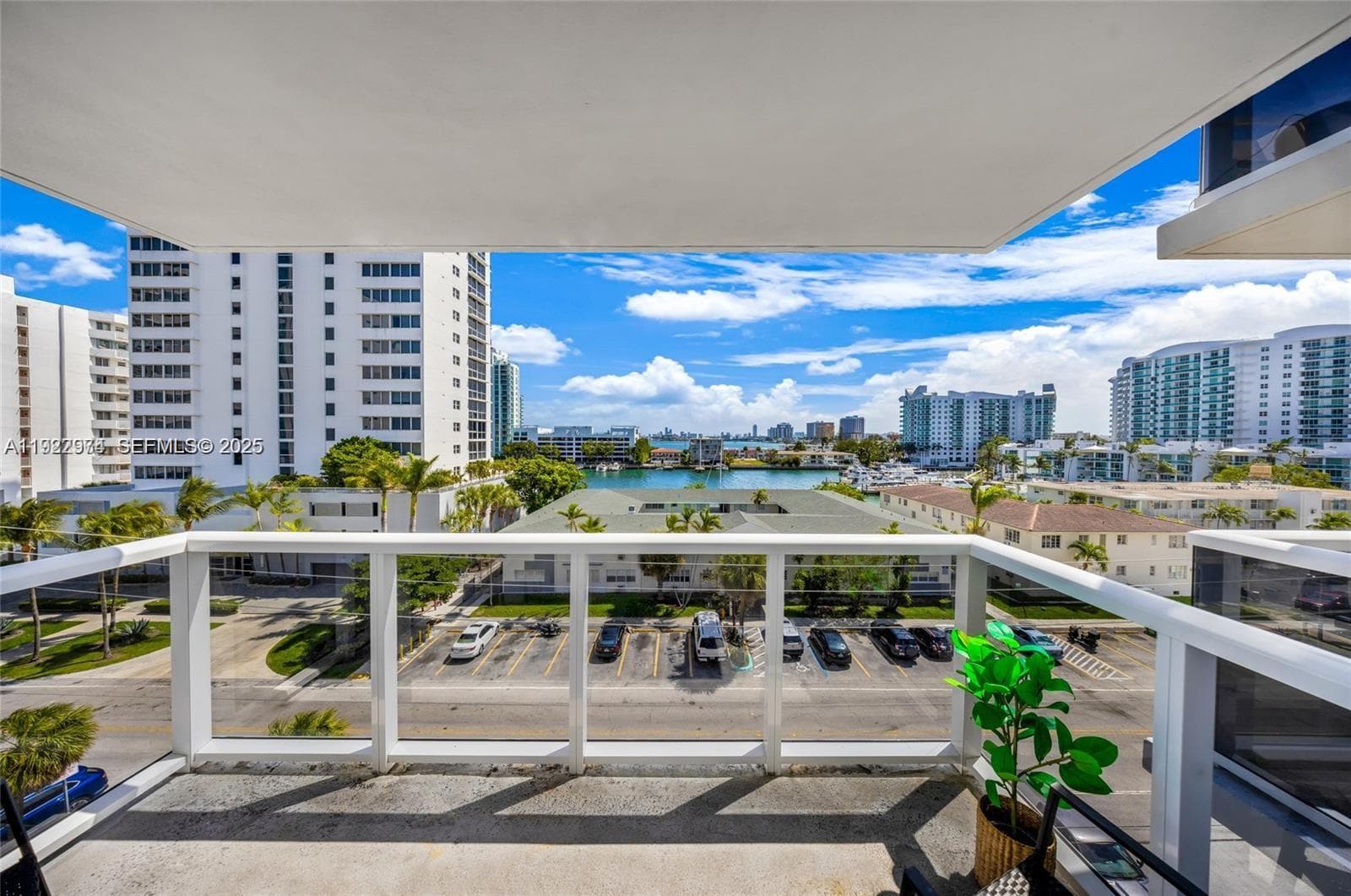THE ISLANDER CLUB CONDO · #602 in North Bay Village - Photo 22