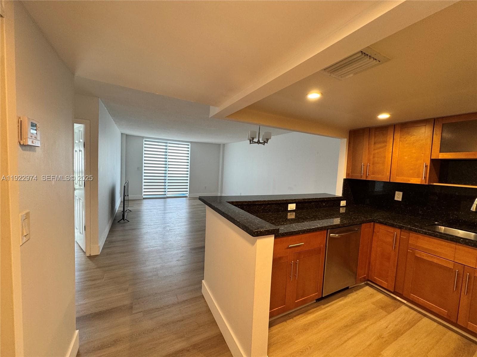 THE ISLANDER CLUB CONDO · #602 in North Bay Village - Photo 3