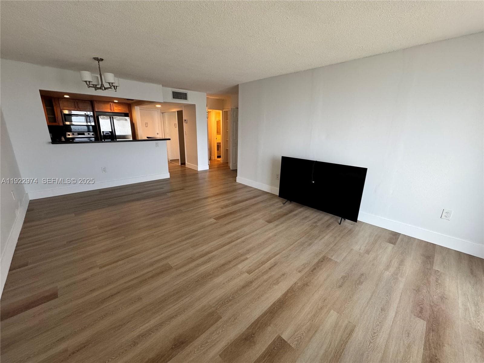 THE ISLANDER CLUB CONDO · #602 in North Bay Village - Photo 5