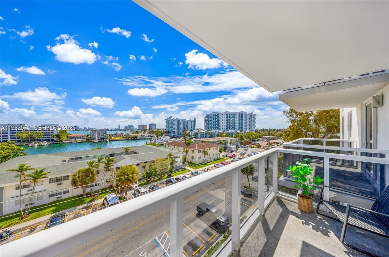 THE ISLANDER CLUB CONDO · #602 in North Bay Village - Photo 20