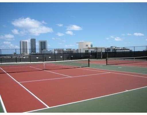DUO CONDOS · #1005E in Hallandale Beach - Photo 3