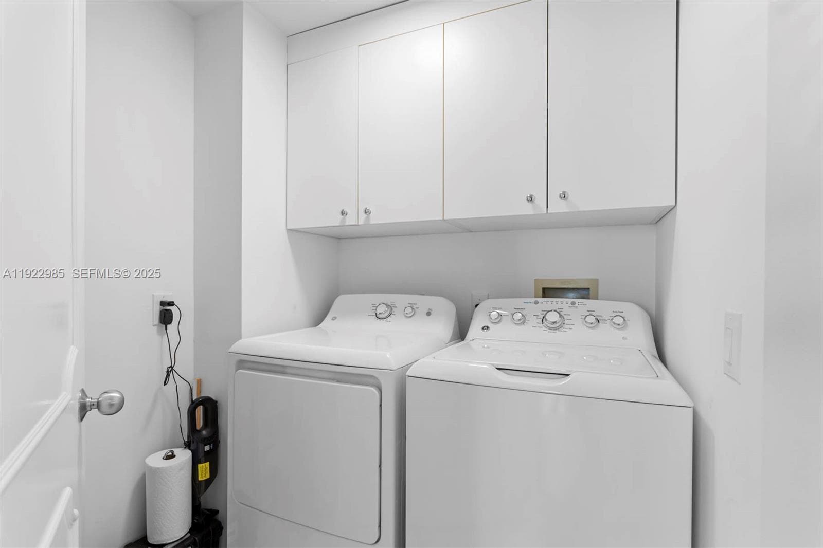 THE POINT NORTH TOWER · #2403 in Aventura - Photo 27