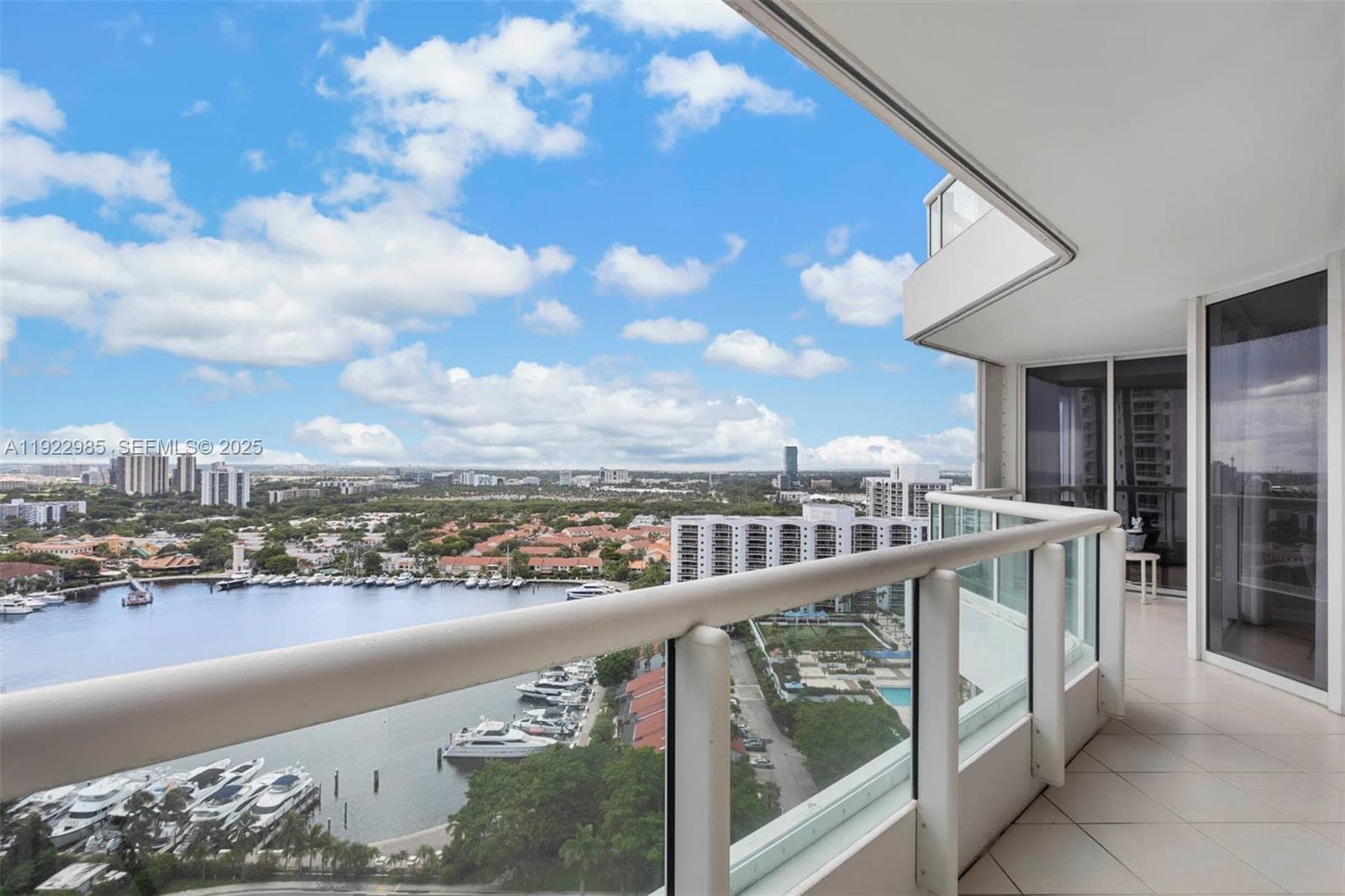 THE POINT NORTH TOWER · #2403 in Aventura - Photo 2