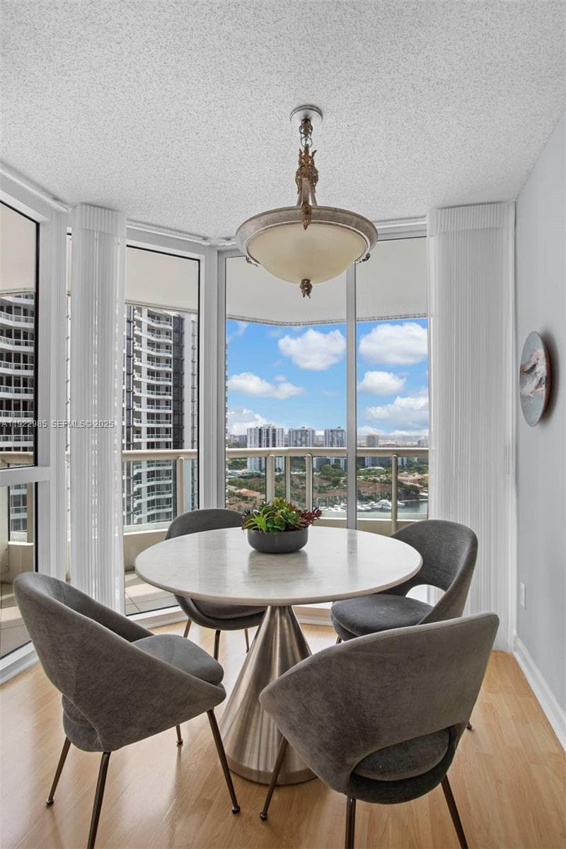 THE POINT NORTH TOWER · #2403 in Aventura - Photo 16