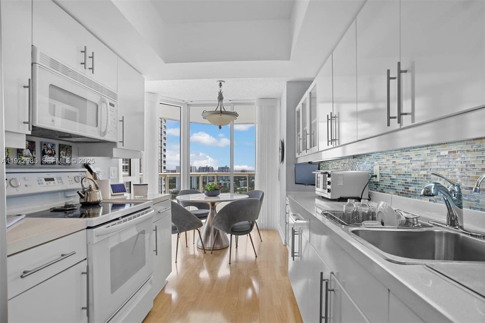 THE POINT NORTH TOWER · #2403 in Aventura - Photo 14