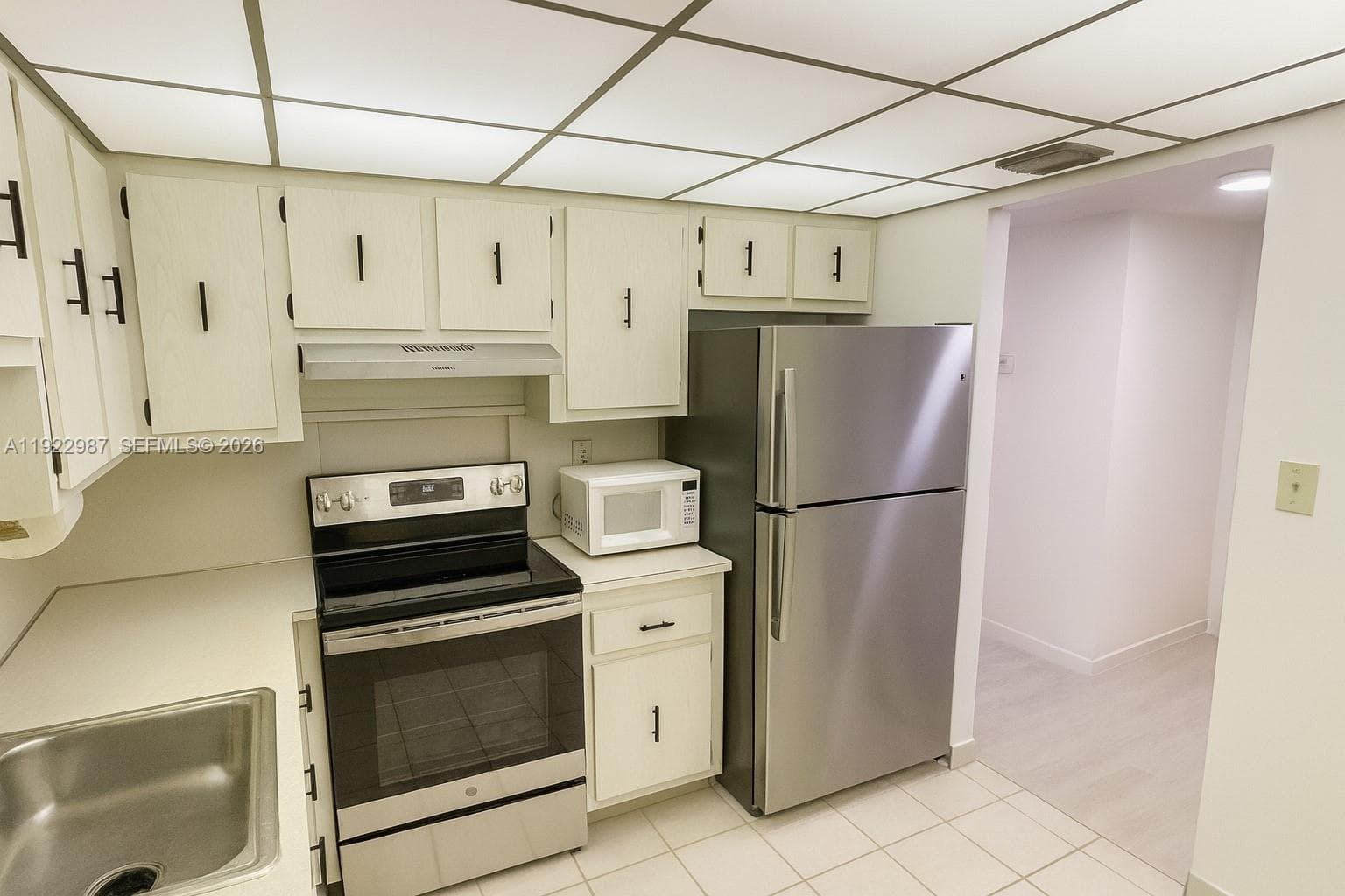 OLYMPUS CONDO PHASE · #1520 in Hallandale Beach - Photo 9