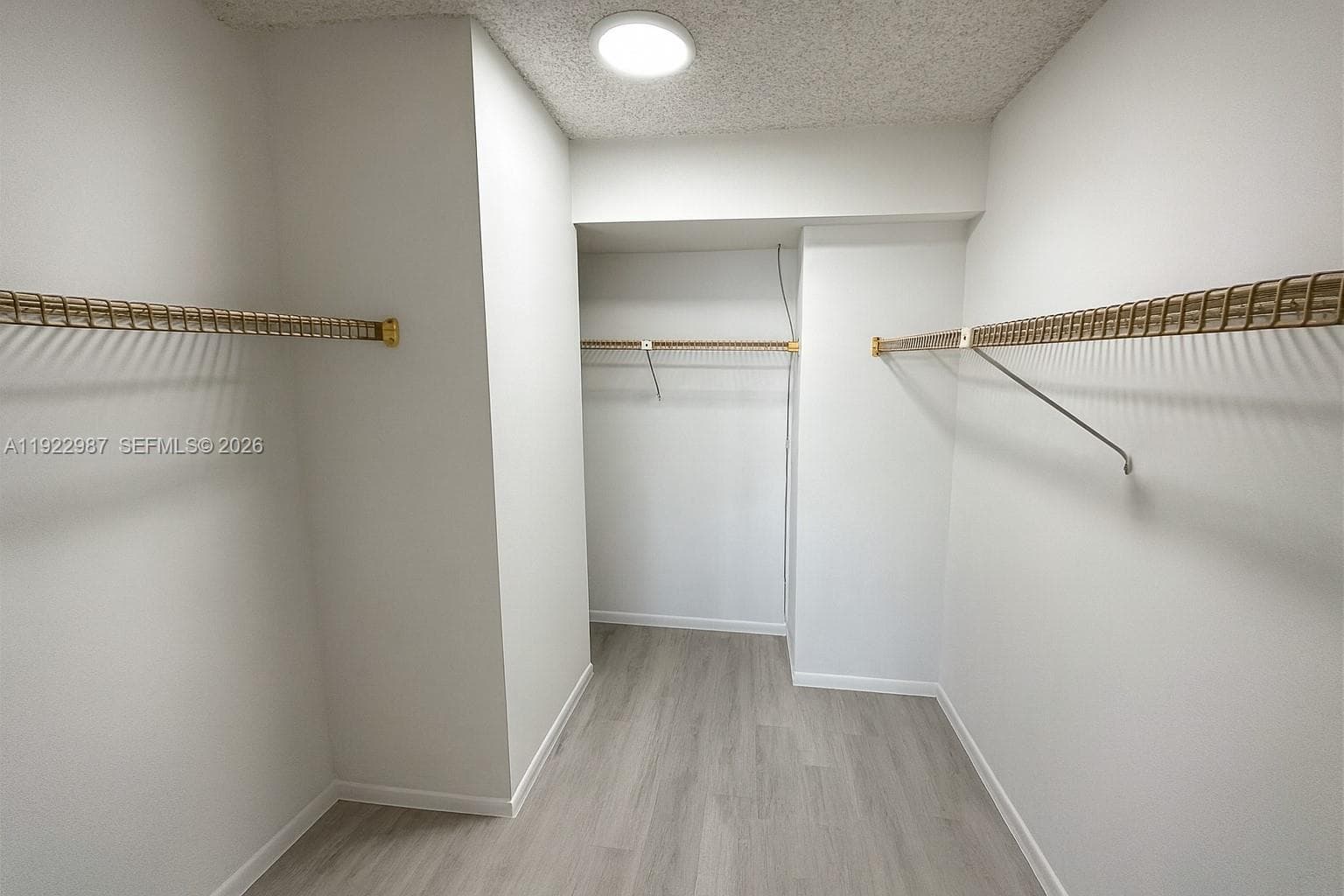 OLYMPUS CONDO PHASE · #1520 in Hallandale Beach - Photo 4