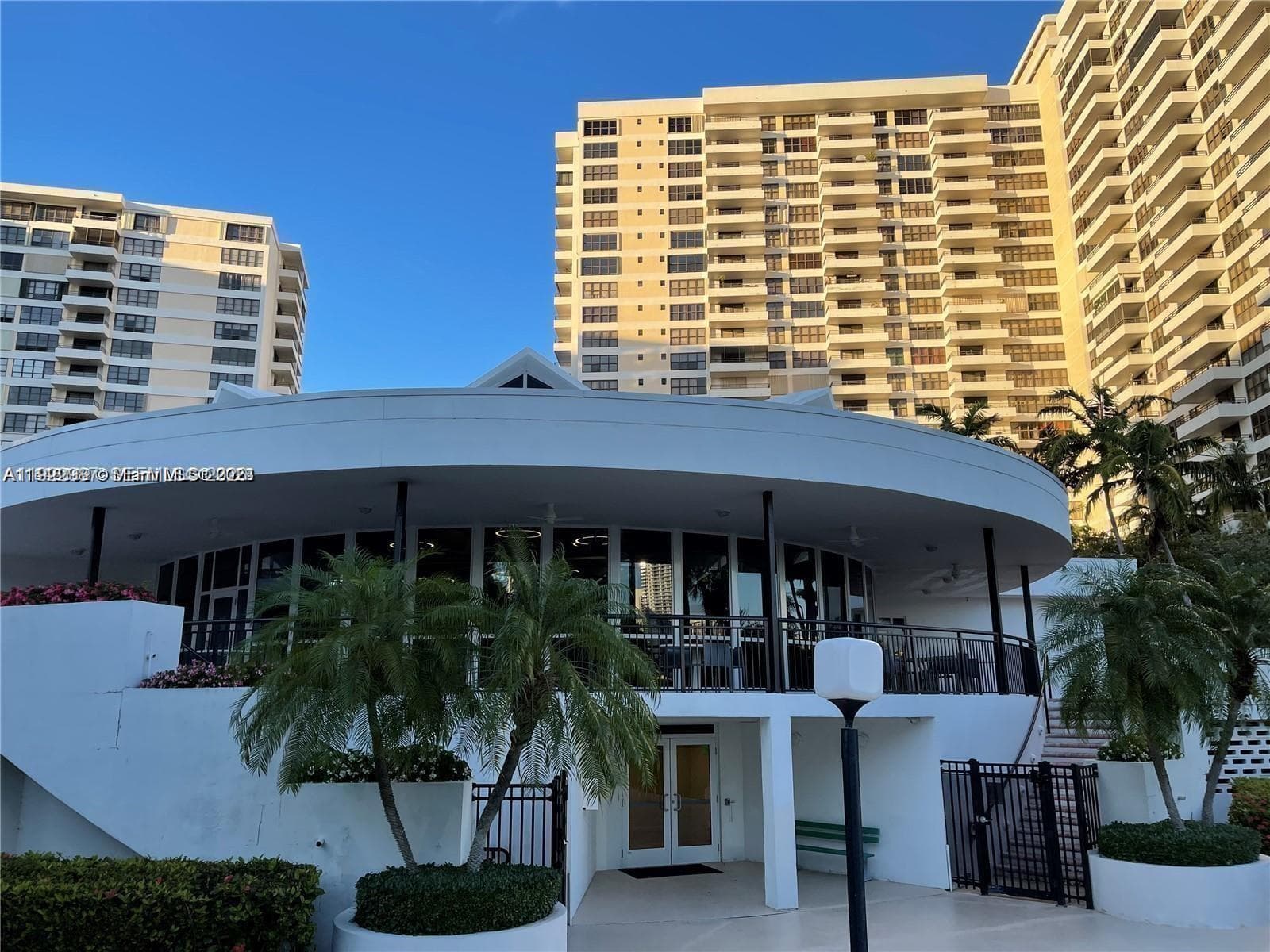 OLYMPUS CONDO PHASE · #1520 in Hallandale Beach - Photo 25