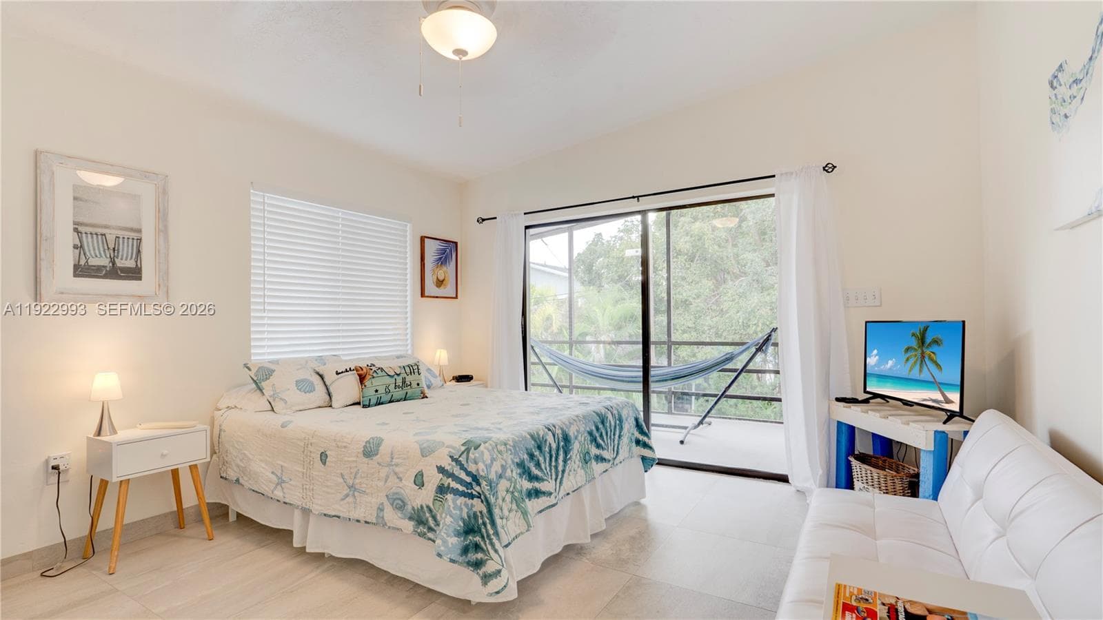 137 Pacific Ave photo 15