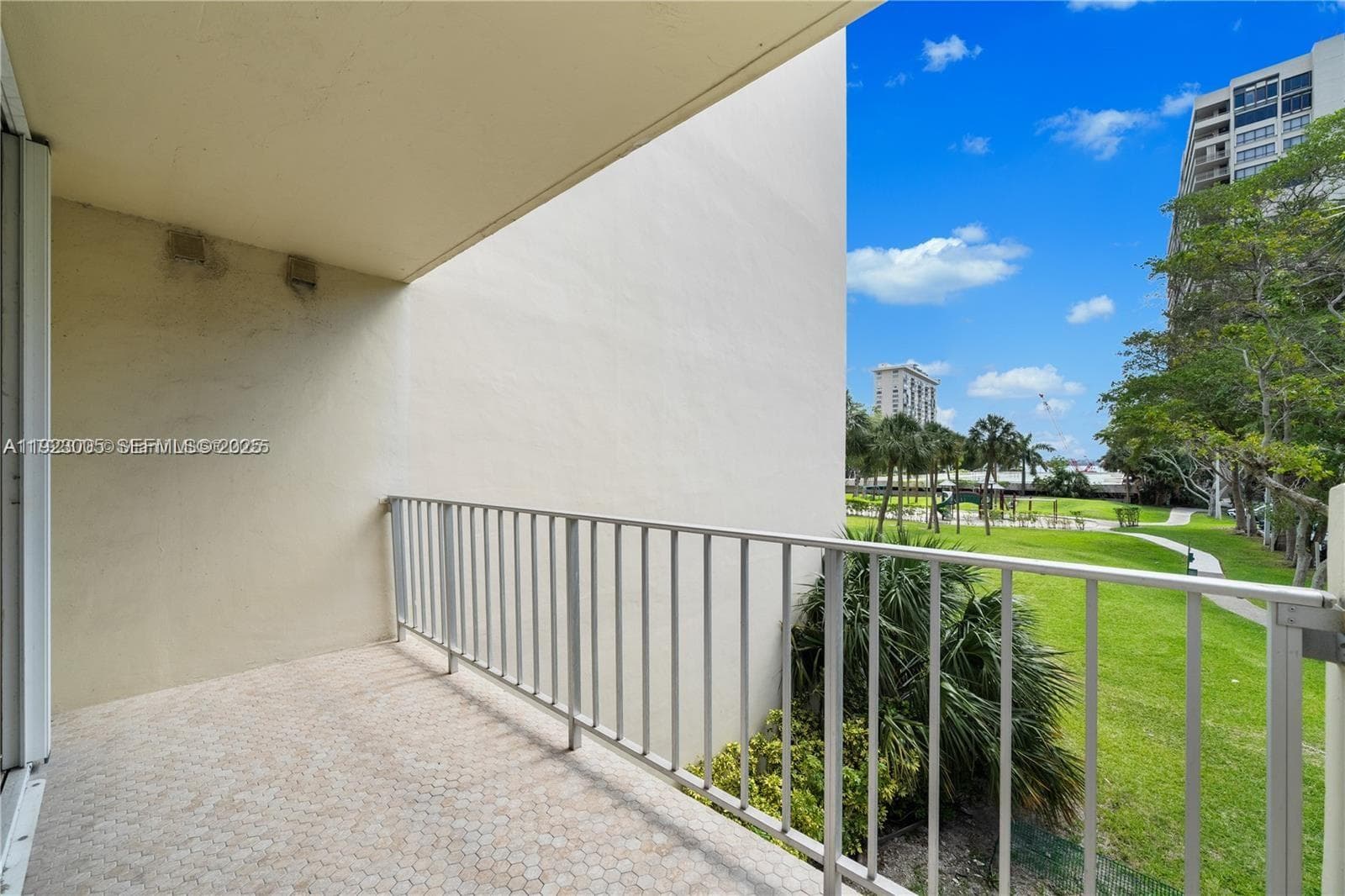 JOCKEY CLUB CONDO UNIT II · #227 in Miami - Photo 28