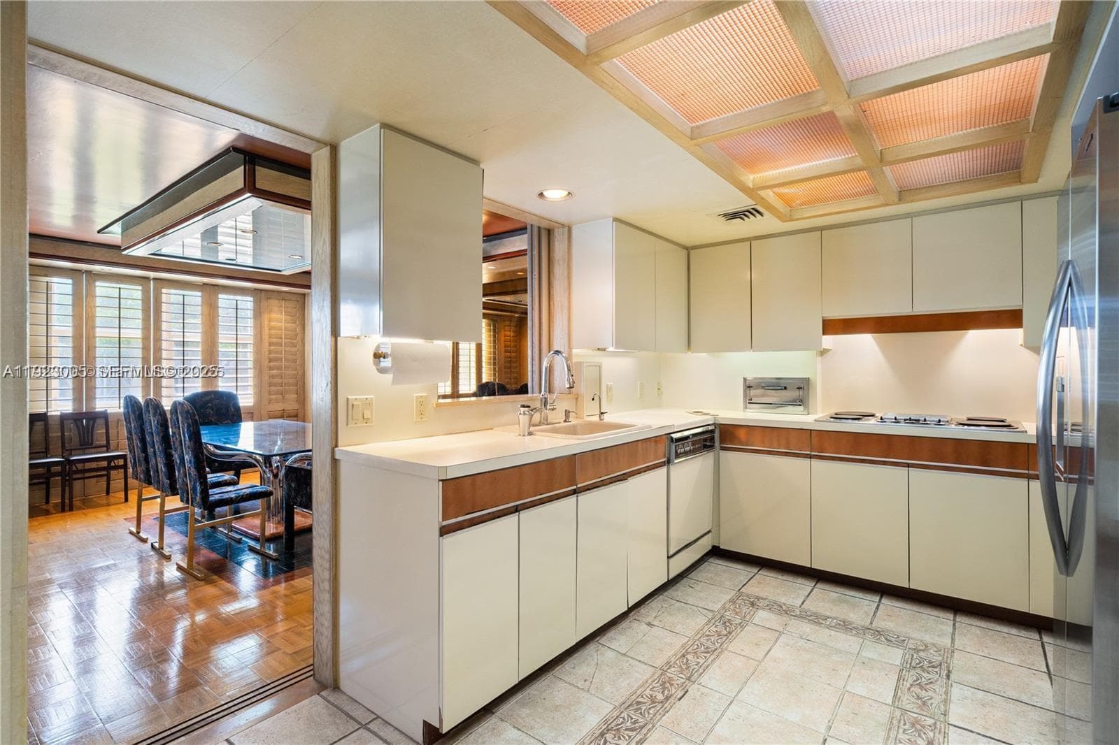 JOCKEY CLUB CONDO UNIT II · #227 in Miami - Photo 40