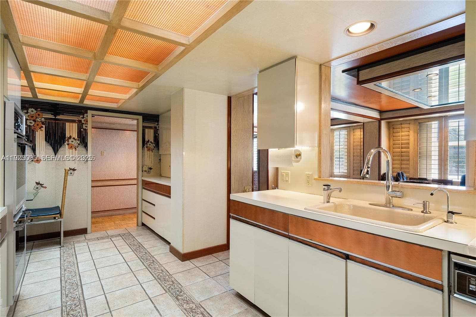 JOCKEY CLUB CONDO UNIT II · #227 in Miami - Photo 39