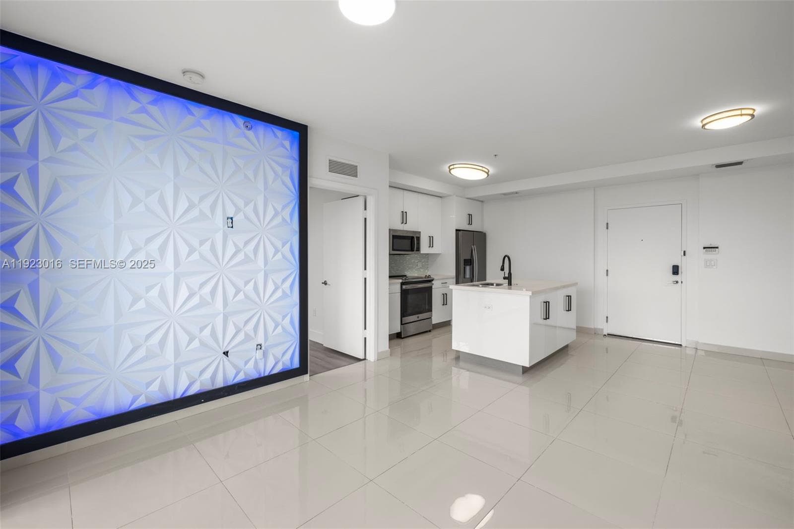 WEITZER AVENTURA PLACE CO · #305 in Miami - Photo 10