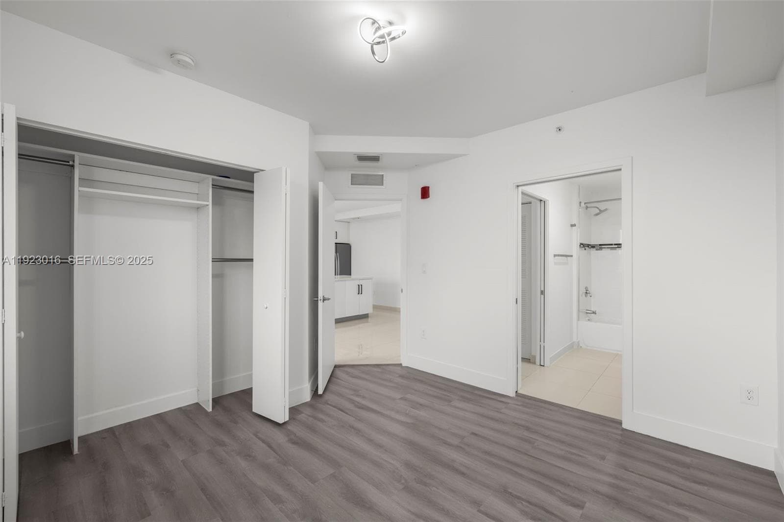 WEITZER AVENTURA PLACE CO · #305 in Miami - Photo 18