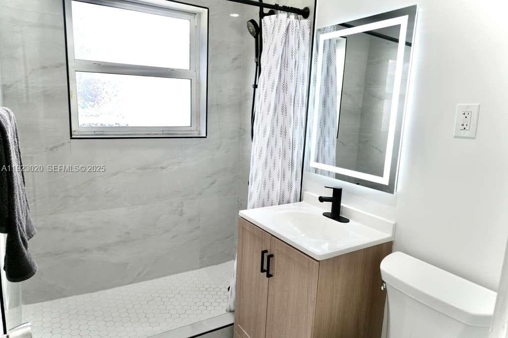 1213 NW 6th Ave #0 photo 23