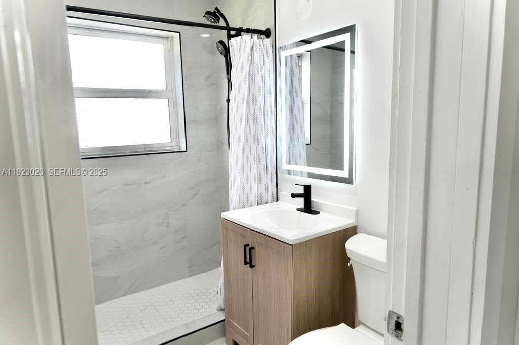 1213 NW 6th Ave #0 photo 22